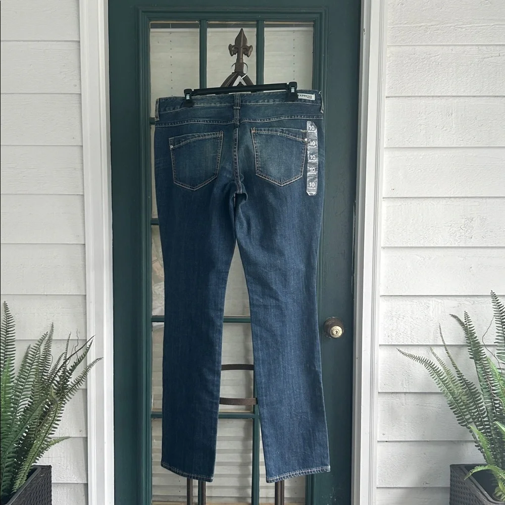 Express Women’s Boot Cut Jeans in Dark Blue Wash